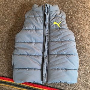 Blue kids puma puffer vest like new 3/4